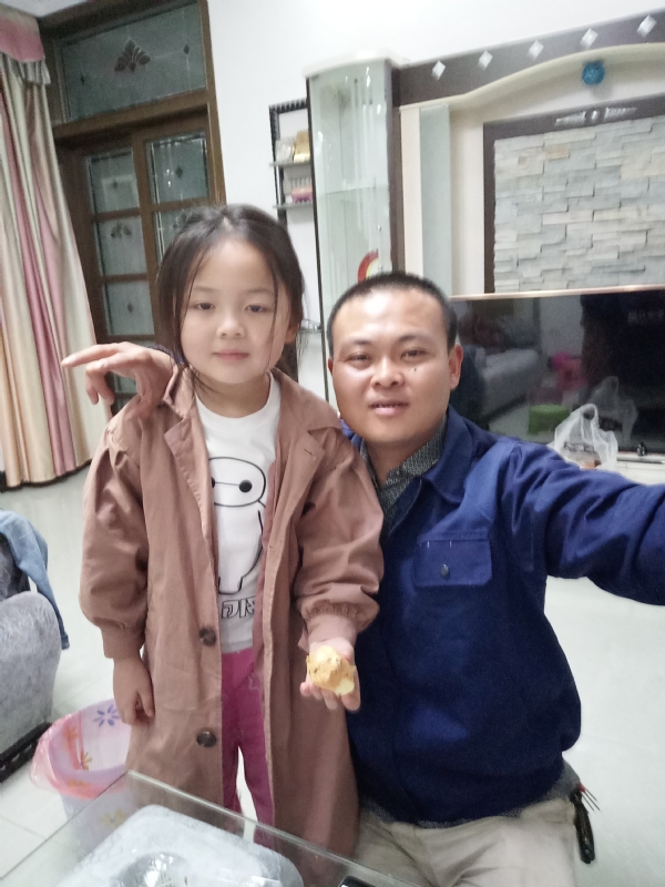 凡凡的第一张照片--安义上门女婿服务网